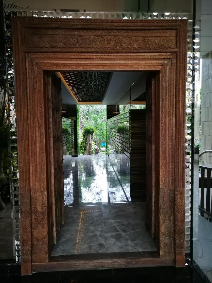 里维埃拉旺马特红公寓 芭達亞 外观 照片